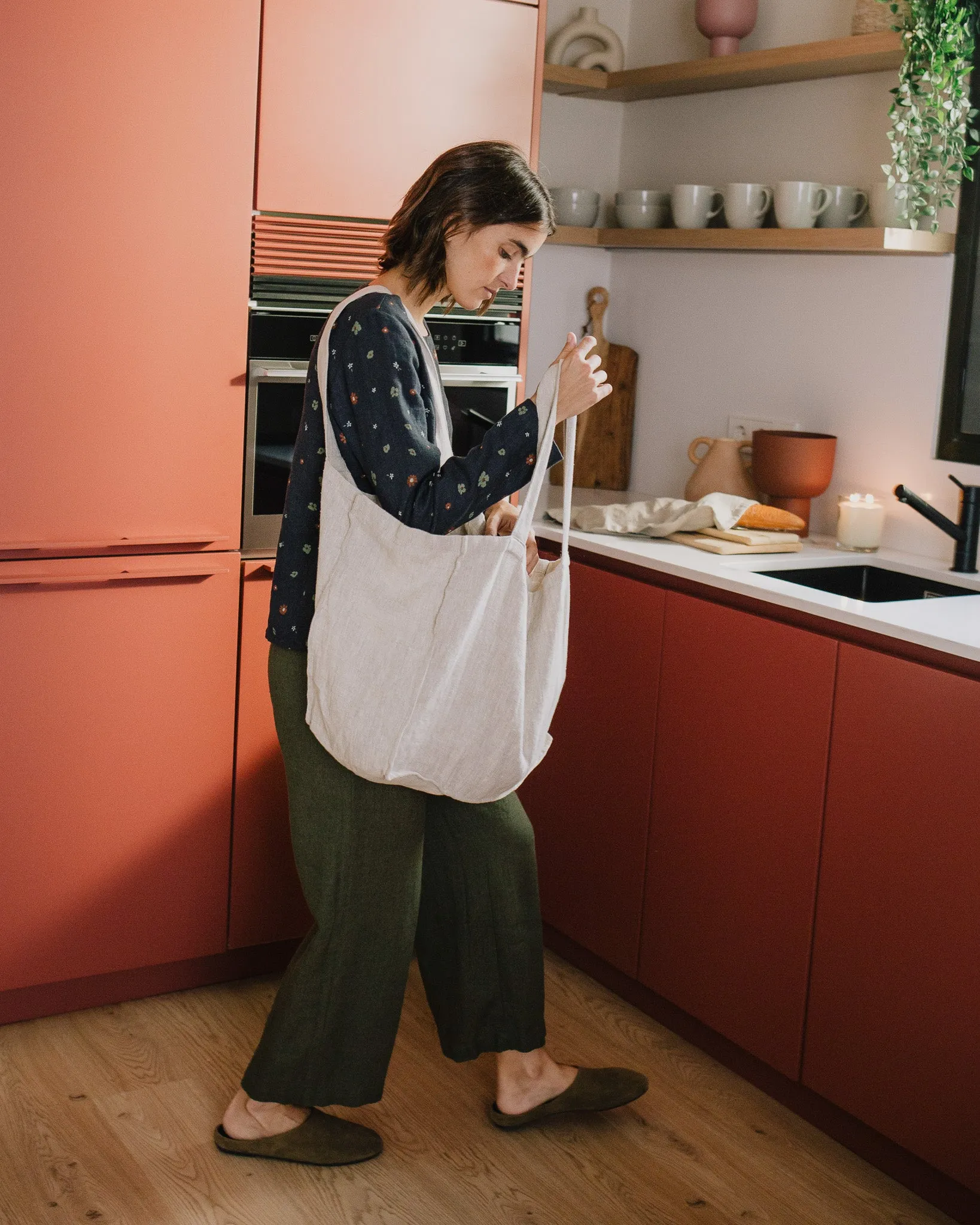 Linen Carry-All Tote Bag in heavy beige