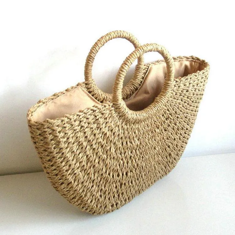 Round bucket woven holiday beach bag