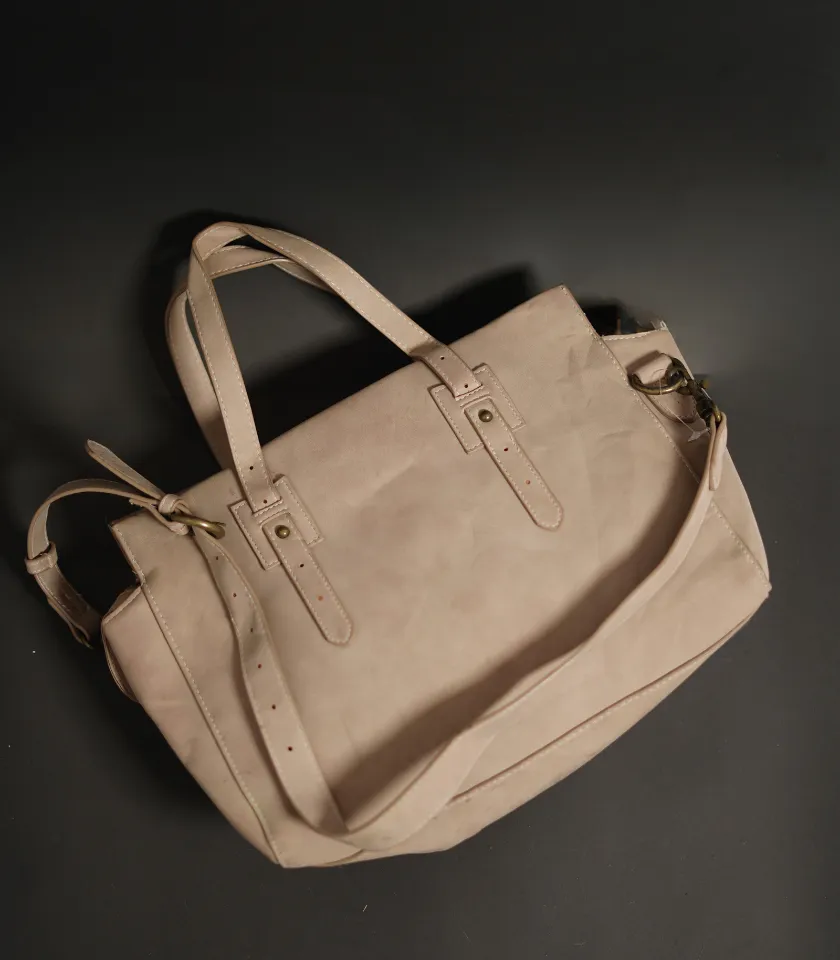 Smooth Creamy Leather Handbag by Thriftyfy