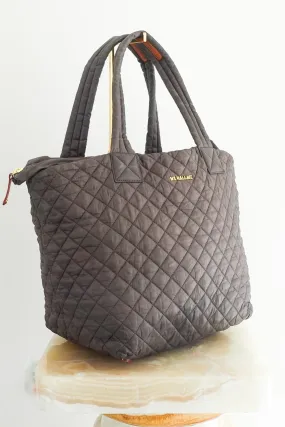 The metro tote delux in medium RRP £230