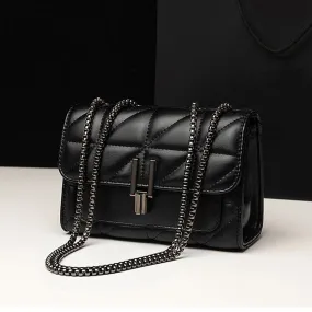 Trendy luxury handbag for women