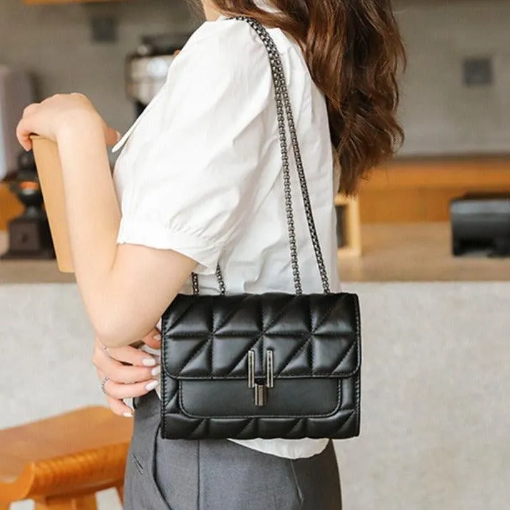 Trendy luxury handbag for women